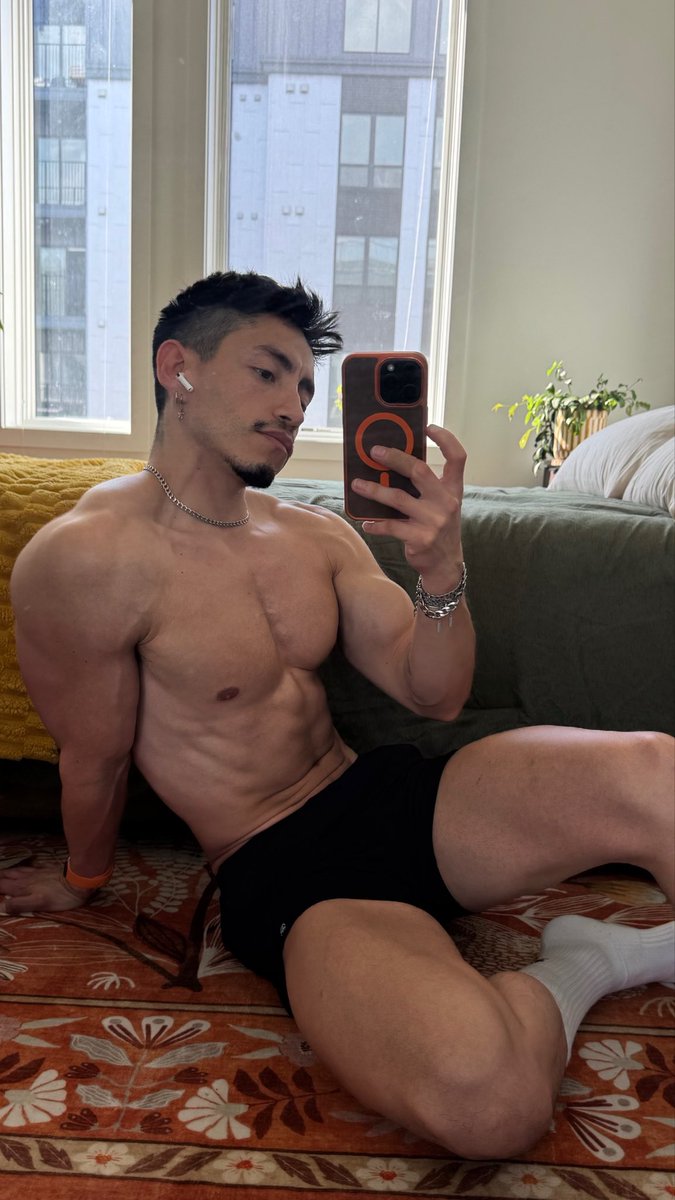 Dan tweet media