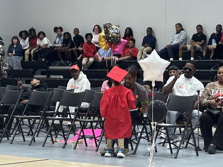 Venicereddevil's tweet photo. Congratulations PreK Class of 2026! https://t.co/WUmqg2W89c