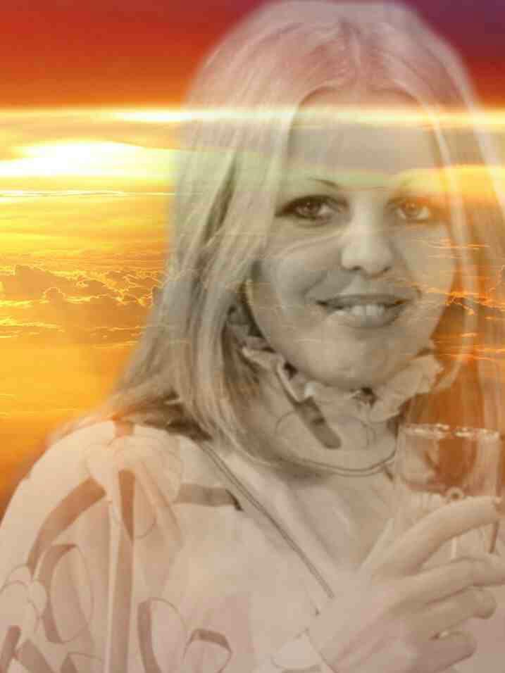 🦩 Sally Thomsett 🦩 tweet media