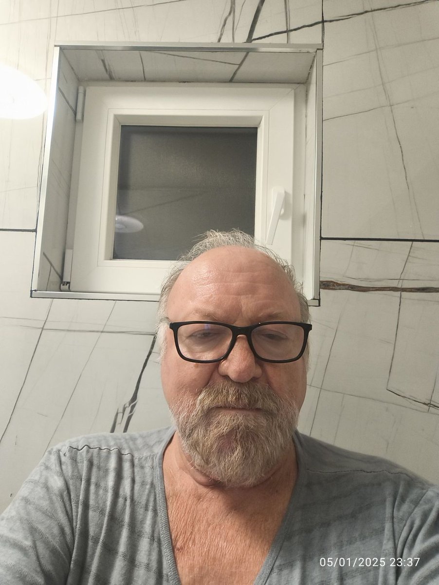 Ethan Nicholas tweet media