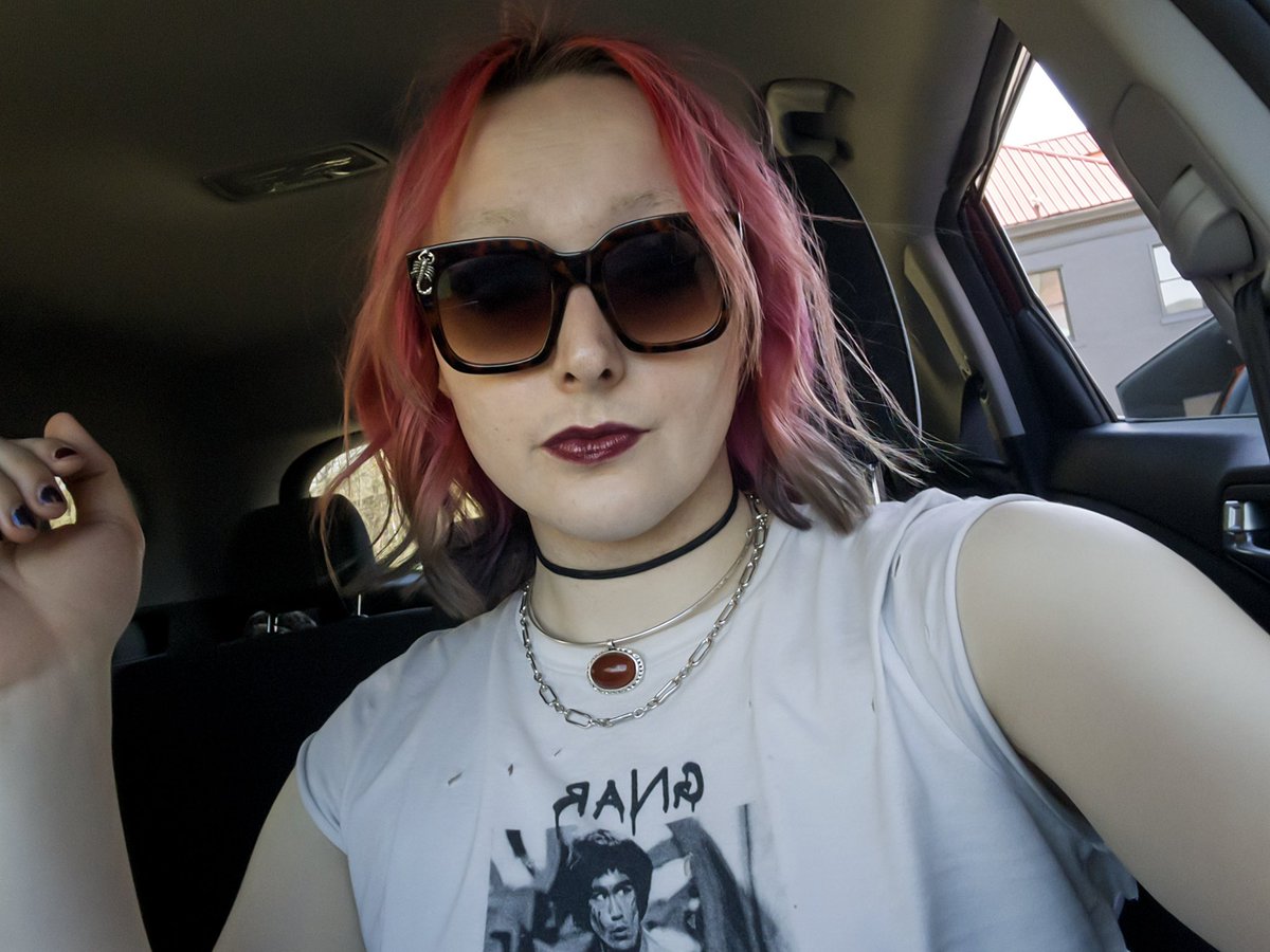 Goddess Persephone tweet media