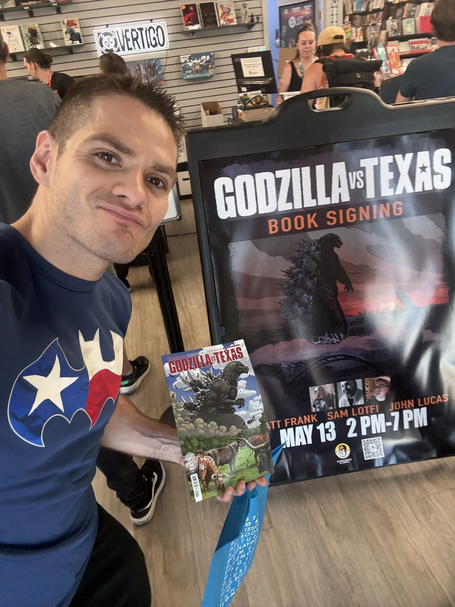Josh Herrera 🦸🏻♂️#SellZSJLtoNetflix 🦇 tweet media
