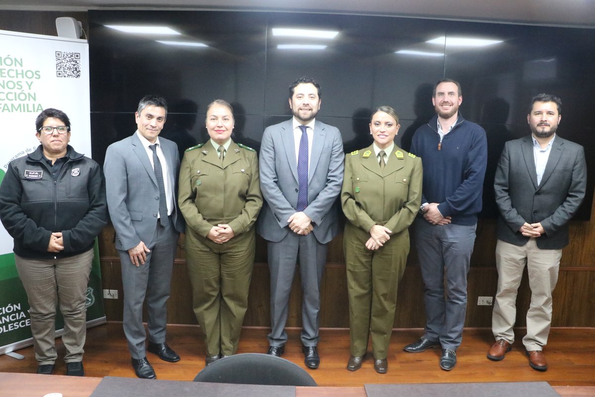 Carabineros Derechos Humanos y Prot. de la Familia tweet media
