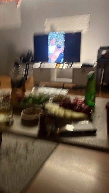 sinemyalix's tweet photo. @kayagibidiyar hey @grok bnei floryaya gptur arabayı da sen sur bide şarjı aç uygar doğan gizlı sevda https://t.co/G4GPpVMhkz