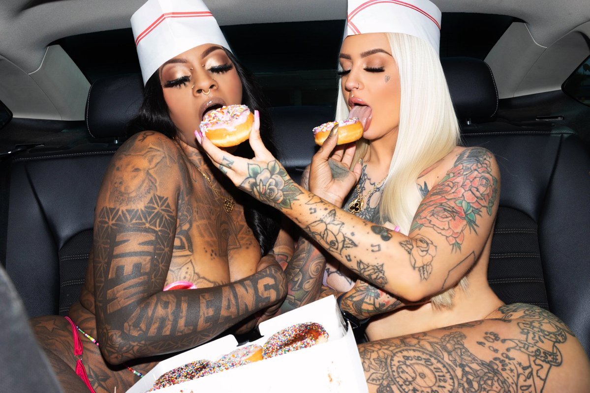 Coco Chanell tweet media