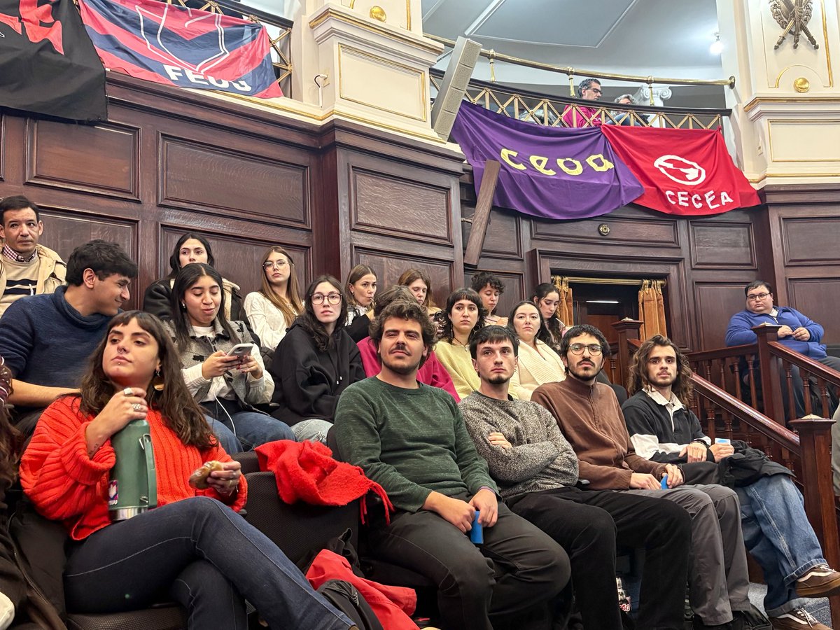 Universidad de la República tweet media