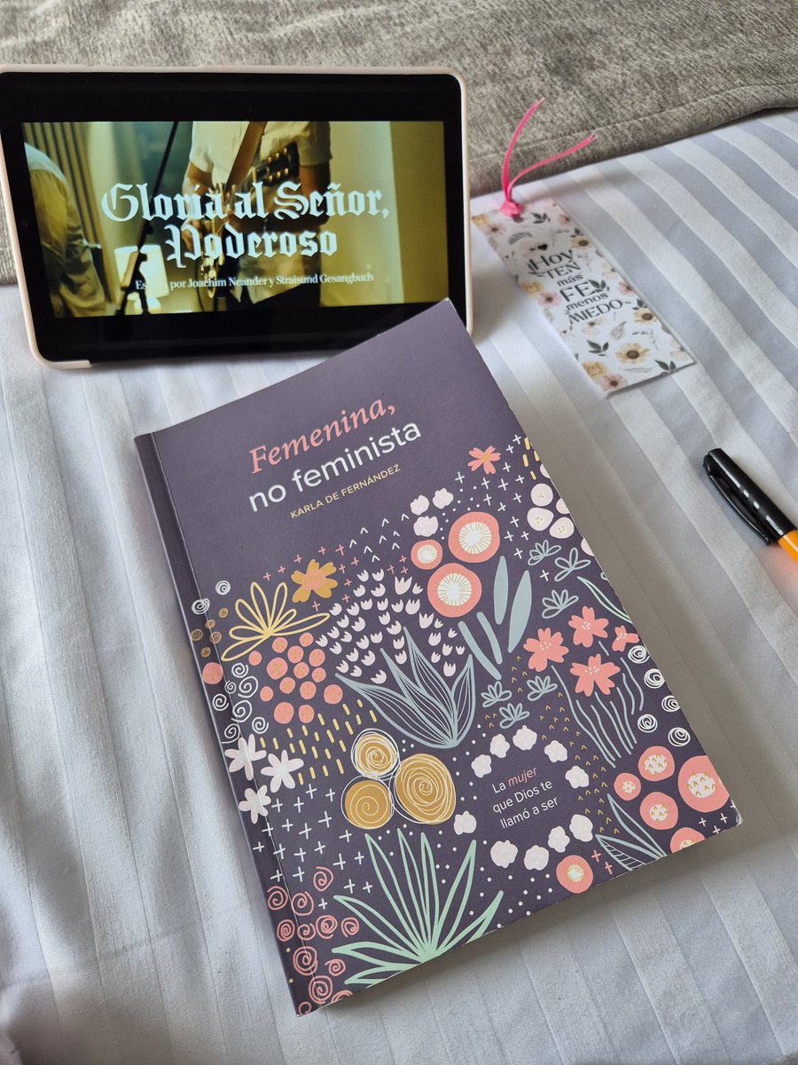 karlowsky's tweet photo. •ROSAS EN EL JARDÍN•

En verdad quiero, anhelo y oro que entendamos que la feminidad es mucho más que la apariencia externa, porque si en verdad fuera un tema de lo externo, cualquiera que luzca como mujer entonces es una mujer; y sabemos que eso no es verdad. 🌷✨ https://t.co/O4uVaGZgwH