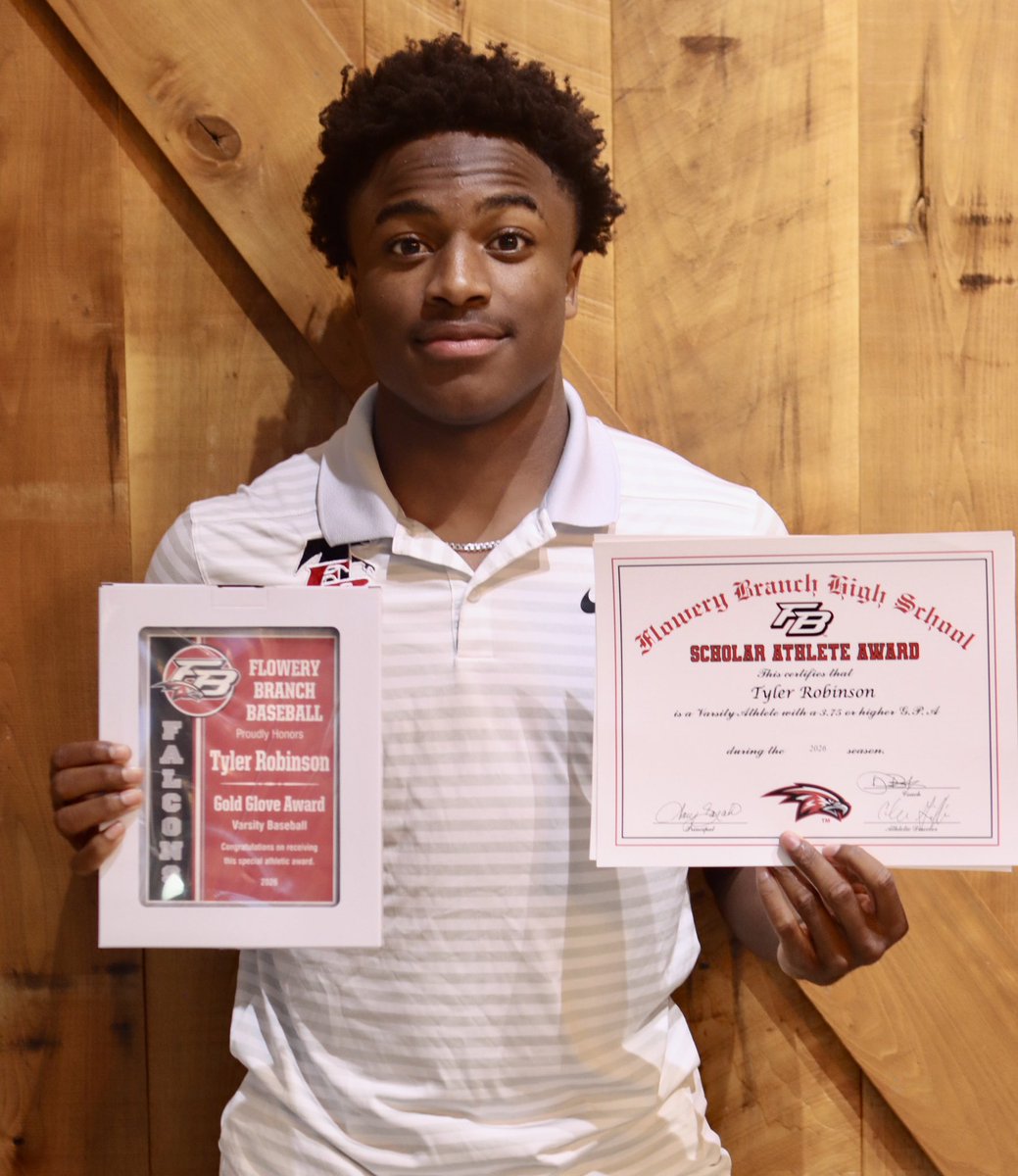 Tee_Rob4's tweet photo. 2026 Baseball Season Accomplishments! Blessed to win the Gold Glove award! @BranchAthletics @Branch_Baseball @NEGARecruits @RecruitNE_GA @PG_Uncommitted @PBR https://t.co/JlYxaNijaW