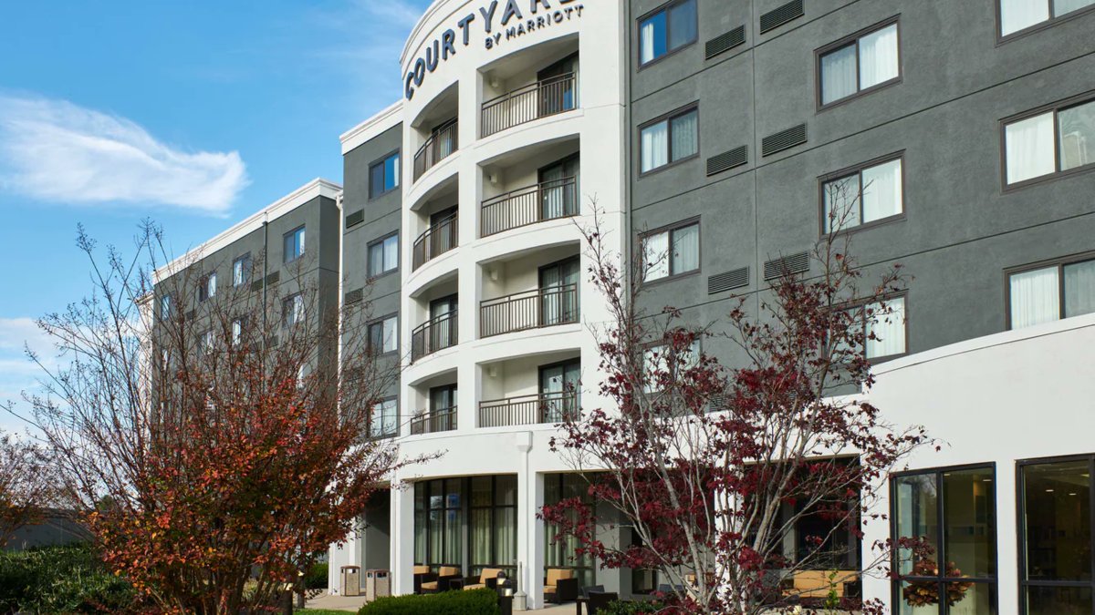 OCIHOSPITALITY's tweet photo. A city known for its sound, its story, and its Southern Appalachian spirit. Find your stay at Courtyard by Marriott Bristol and experience Bristol from the center of it all.

Discover more destinations with OCI Hospitality:  https://t.co/PRUSCpZTEc https://t.co/4WS27K7sUS