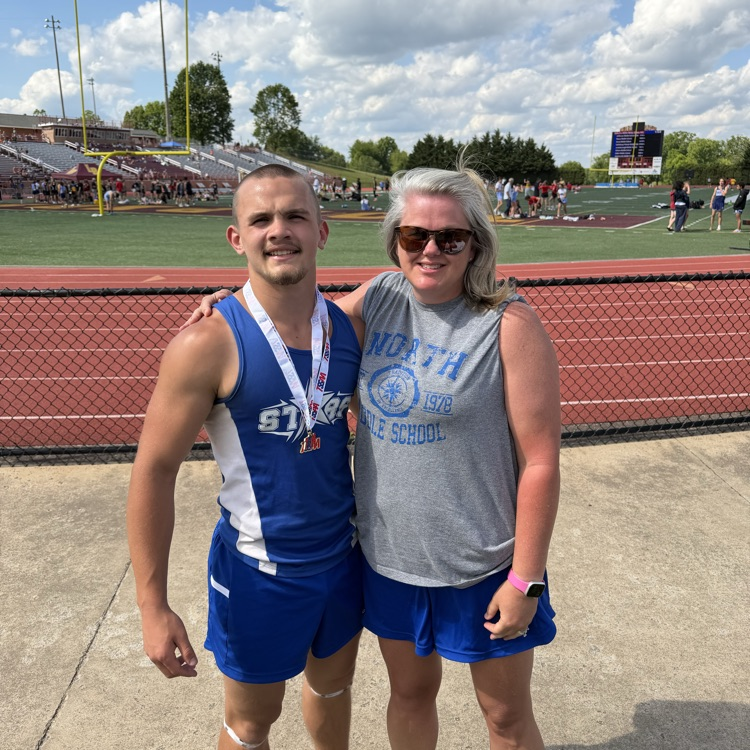 northmiddlestar's tweet photo. 🏆⭐️ Two 1st place wins for our very own Timmy Hanthorn! What an incredible accomplishment! 💪🔥 Timmy is headed to STATE on May 18th, and we couldn’t be more proud! Let’s go, Timmy! 👏🏅 #NorthNation https://t.co/PesvHRSu0w