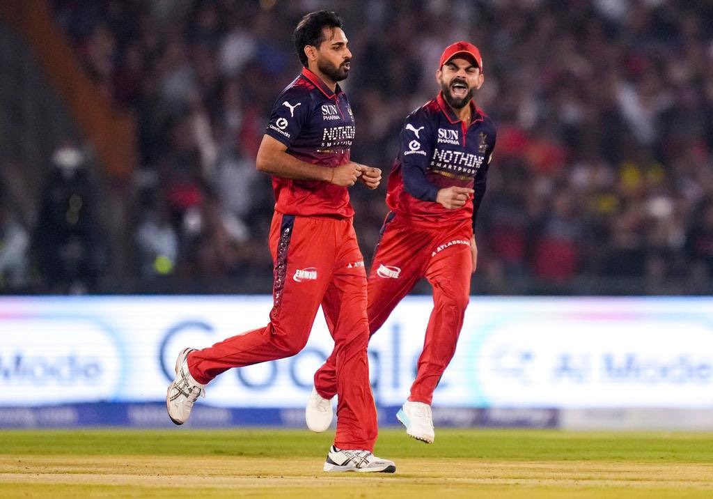 kalyanr798's tweet photo. NVR DOUBT THE OG’s 
Again top of the table 🙇🏻

#ViratKohli𓃵 
 #RCBvsKKR https://t.co/E0t2f31HNp
