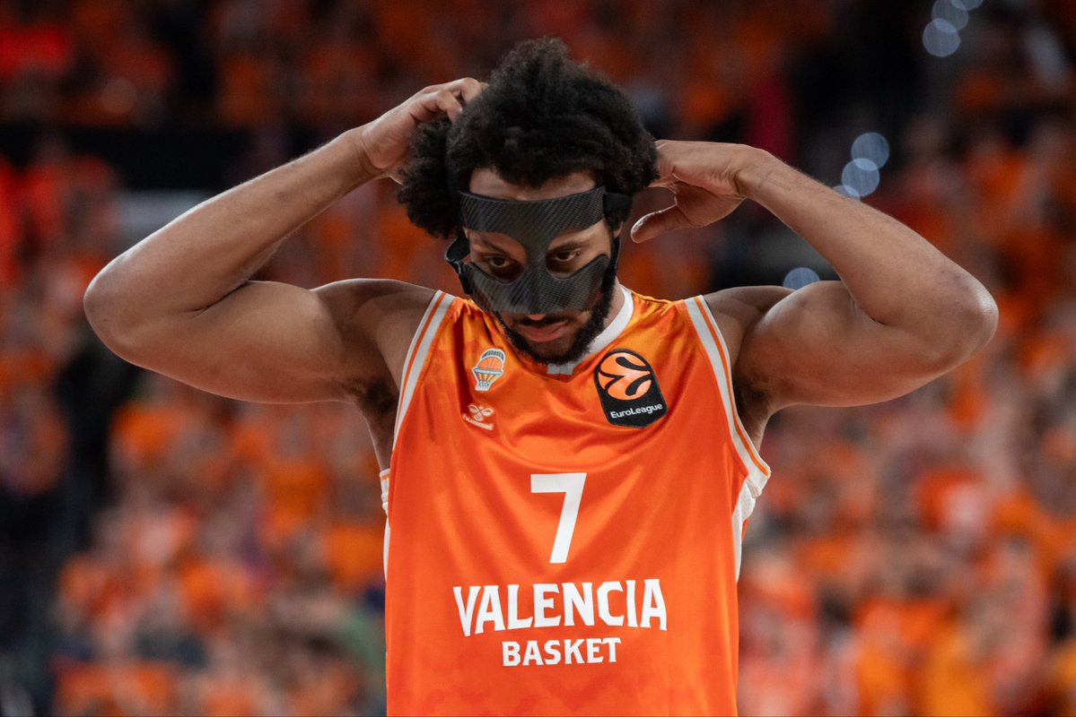 amunt_valencia_basket tweet media