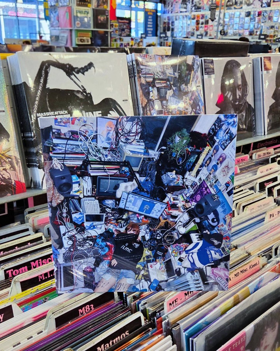 Amoeba Music tweet media