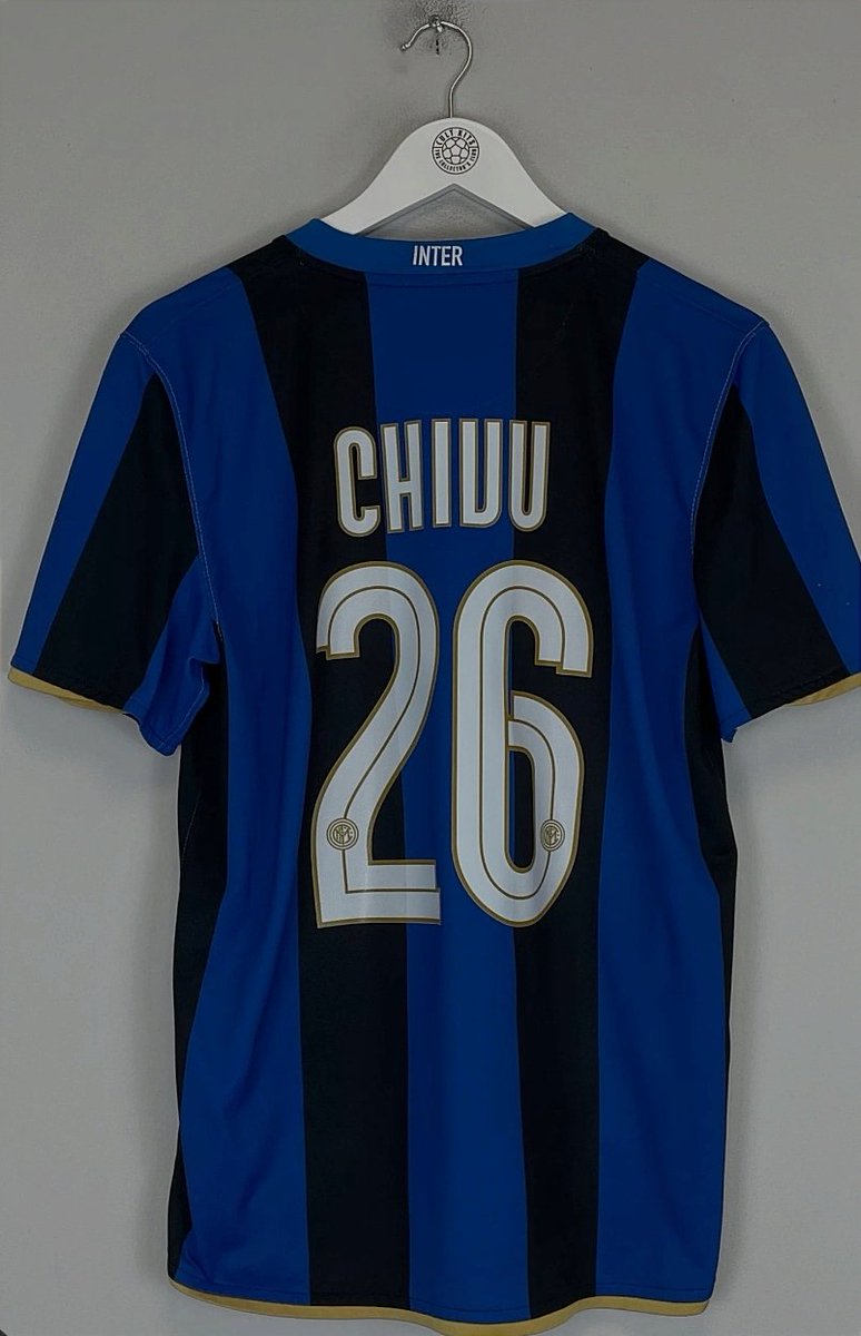 skysbaru's tweet photo. Predestinato. 2026 l'anno di Cristian Chivu. Grazie Mister! #forzainter #double #coppaitalia #scudetto 🖤💙💚🤍❤️ https://t.co/UzXSBu5v4m