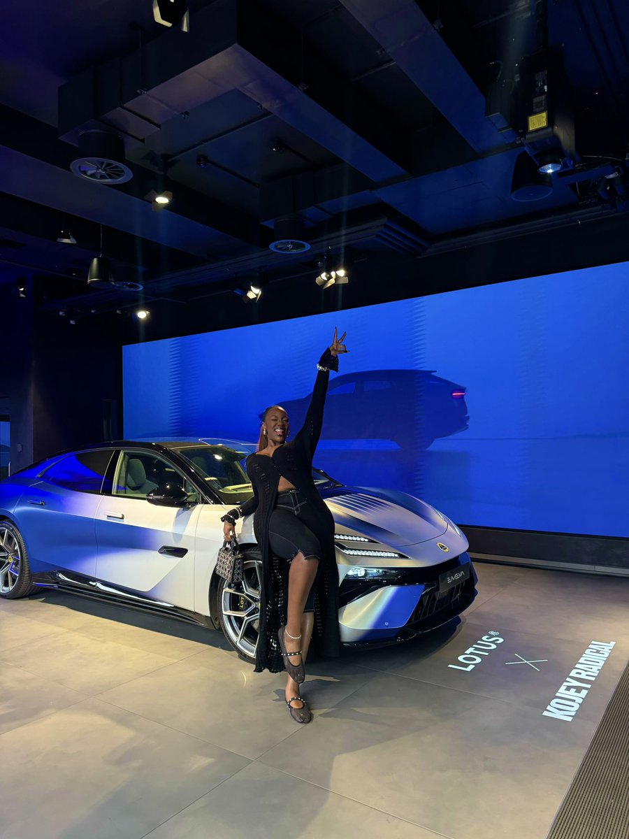 TheOnlySJ_'s tweet photo. my friend designed a car 🥹🫶🏾 https://t.co/BgvchPvbnA