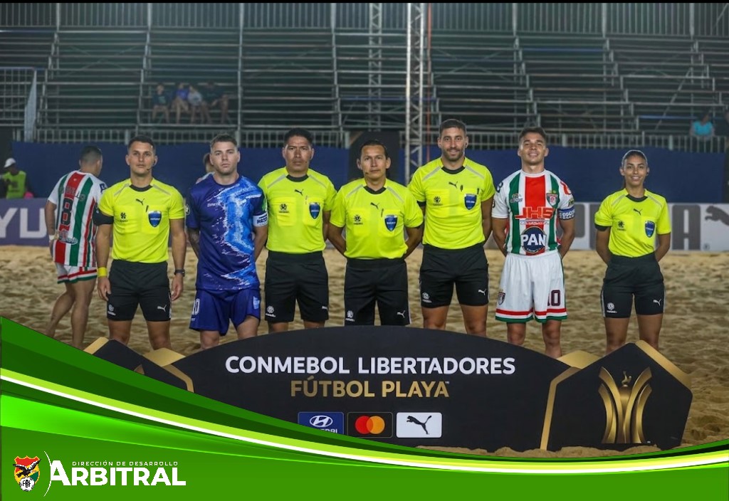 VHRefereeBol's tweet photo. 🇧🇴 José Luis Mendoza, Luis Carlos Mojica y Ana María Tihain representaron a Bolivia en la CONMEBOL Libertadores Fútbol Playa 2026, llegando a la final.
El arbitraje boliviano brilló con luz propia en la arena de Vila Velha, Brasil. ¡Felicidades!
#ArbitrajeDeExcelencia 
#FBFREF https://t.co/ZYQLcF3gt2