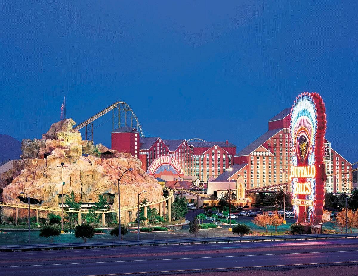 Vegas Uncomped tweet media