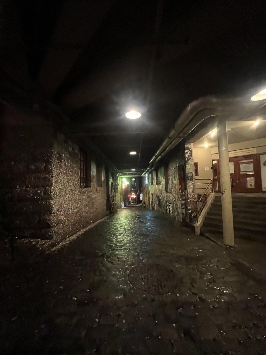Mdx_zb's tweet photo. Seattle is such a unique city. https://t.co/qCMvvbT3Or
