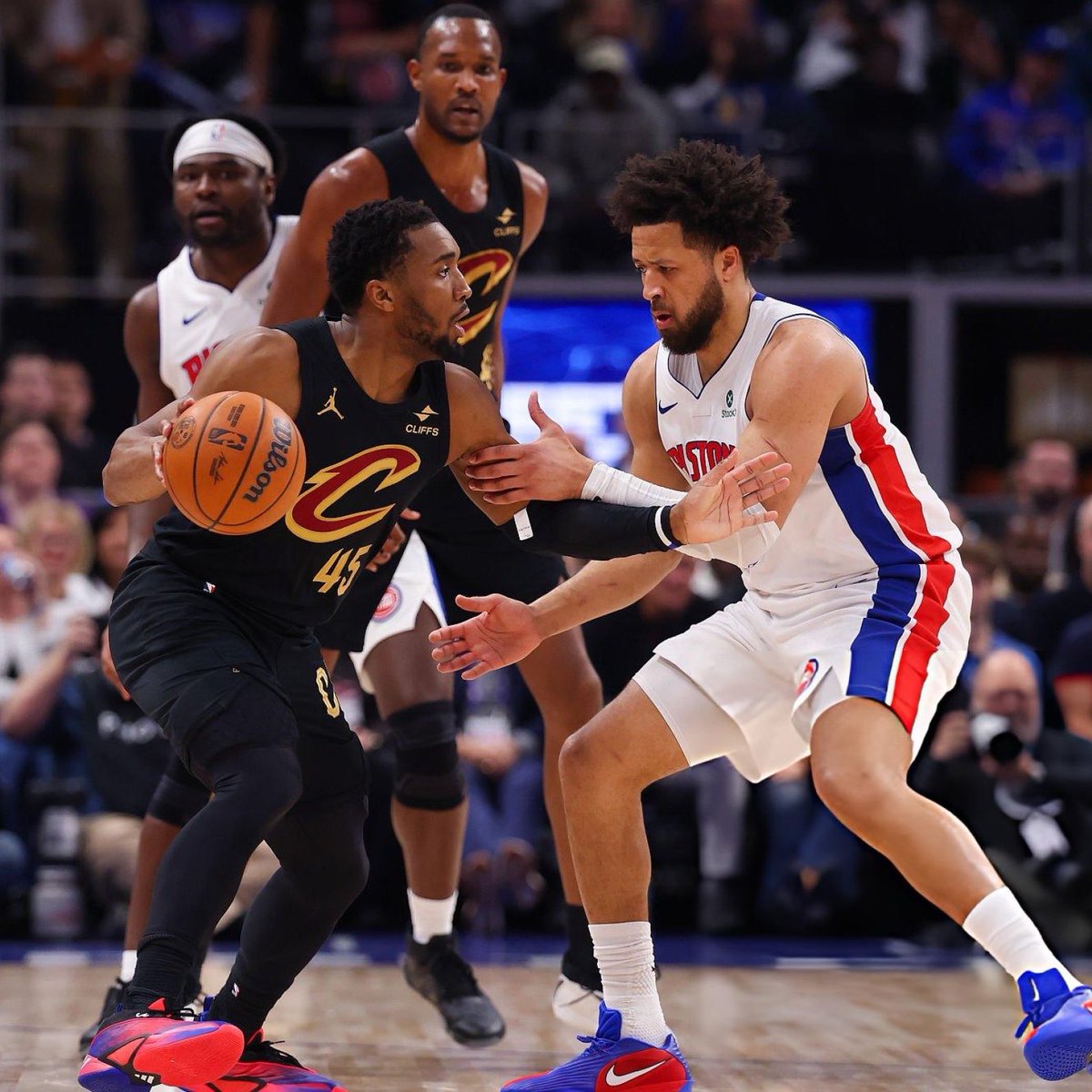 Legion Hoops tweet media