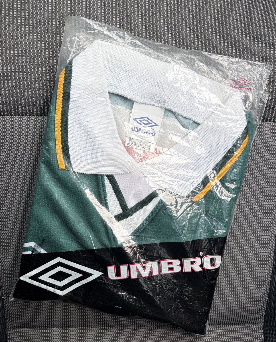 Leon Jerseys tweet media