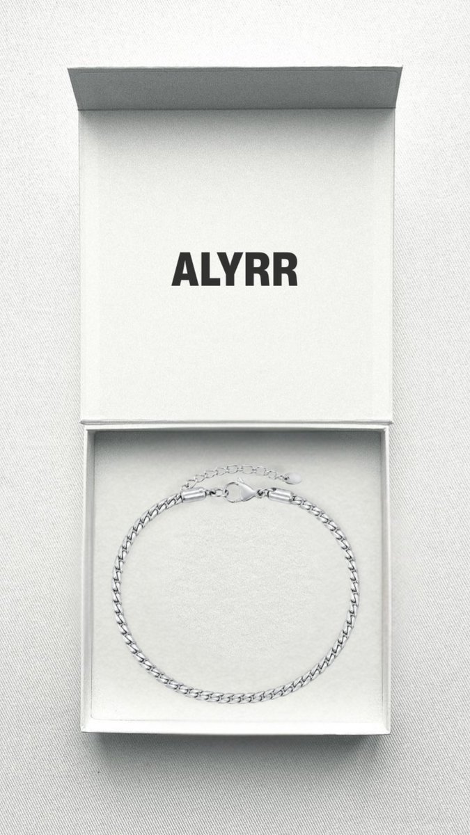 A1yrr's tweet photo. Everyday Jewelry   

#ALYRR https://t.co/y06WjtbsZJ