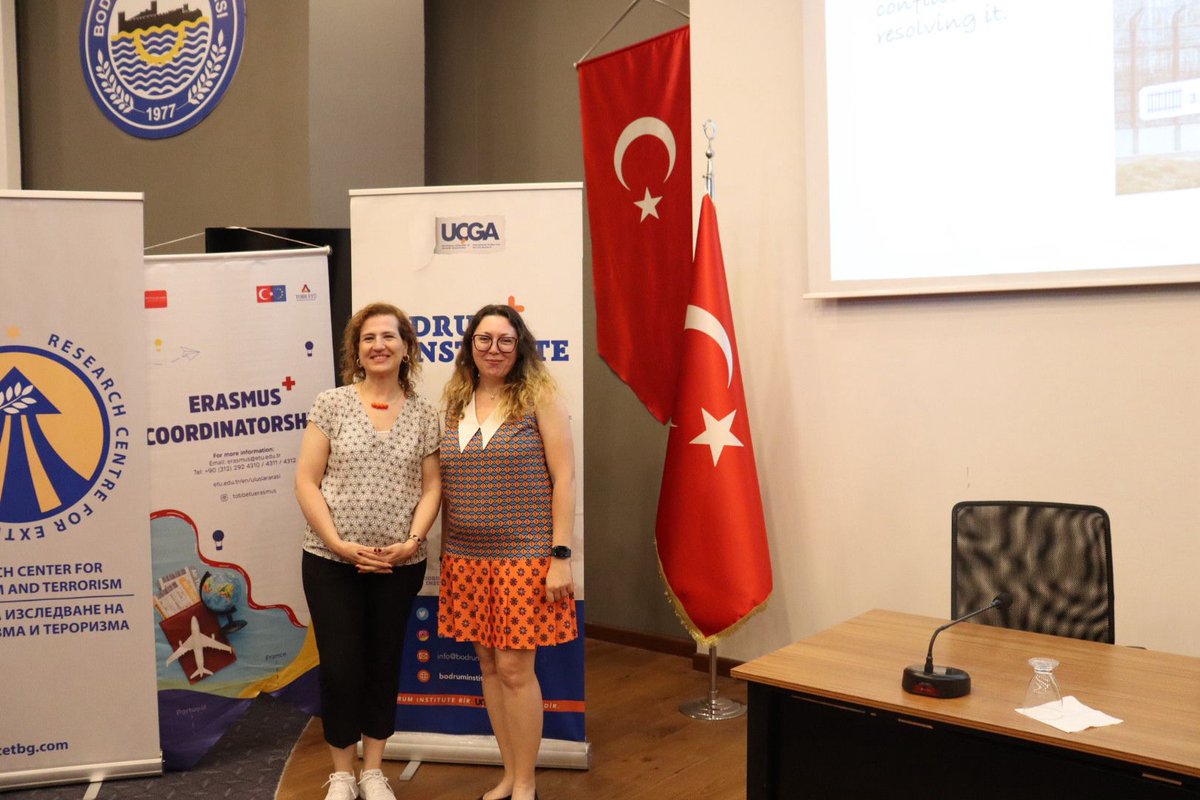 BodrumInstitute's tweet photo. 🟠🔵 “Post-2020 Middle East: Normalization, War and Displacement”

During our ERASMUS BIP sessions in Bodrum, Prof. Dr. @ozlemtur and Assoc. Prof. @TugceErsoyTugce addressed key regional developments:

▪️ Abraham Accords
▪️ The Gaza War
▪️ The post-October 7 regional order. https://t.co/1rE6Cbbxkt