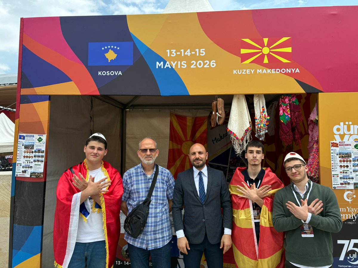 BalkanDusunce's tweet photo. 13 Mayıs 2026 tarihinde, Fatih Sultan Mehmet Vakıf Üniversitesi davetlisi olarak gerçekleştirilen “Dünyanın Renkleri Bir Arada” etkinliğine katılım sağlandı. https://t.co/beXpBztkdc