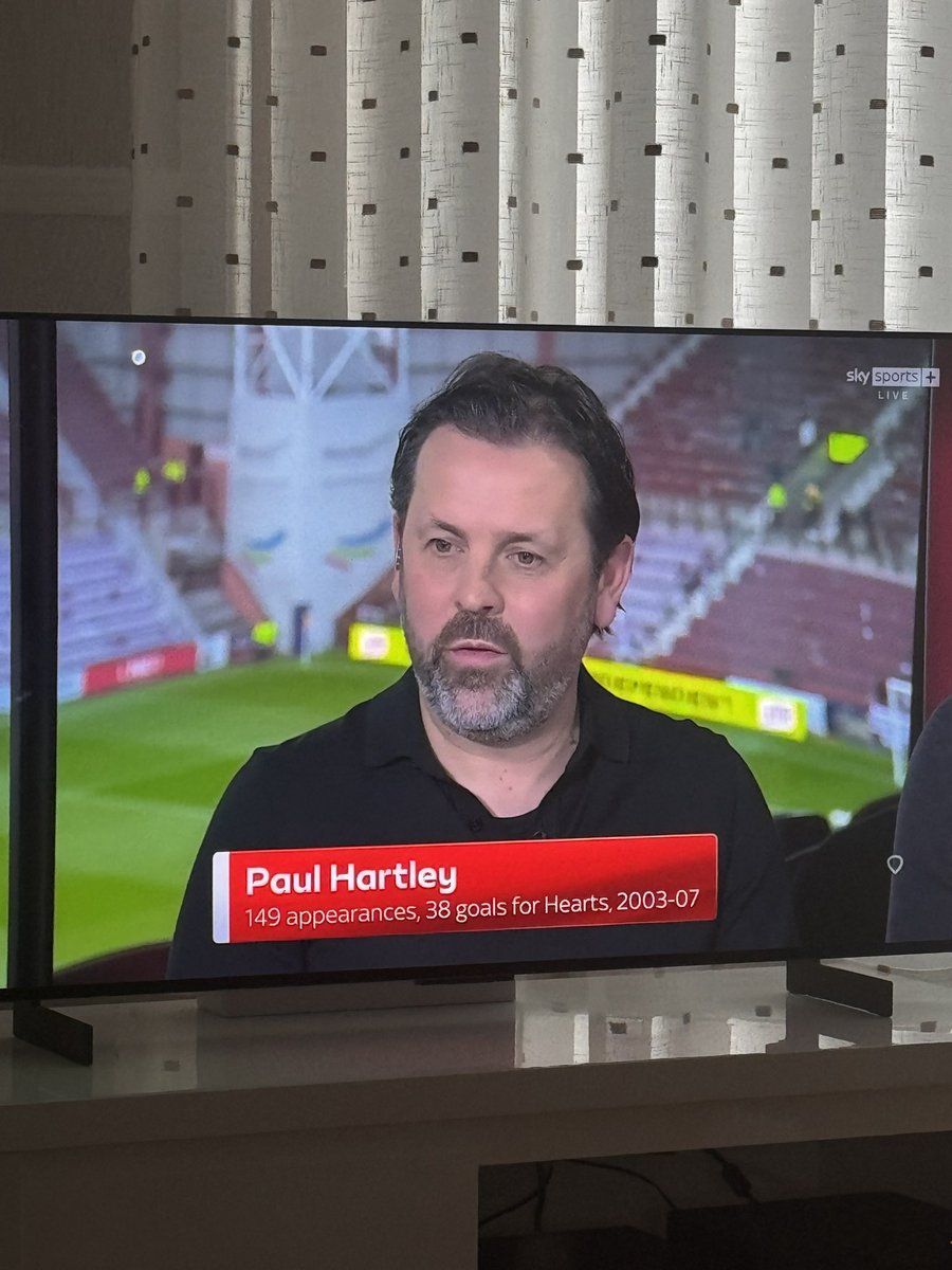 therealgsj's tweet photo. If I need to see him, so do all of you

PRICK

#hufc https://t.co/KcBOSdKD0V