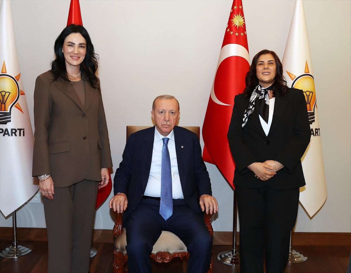 Özlem ÇERÇİOĞLU tweet media