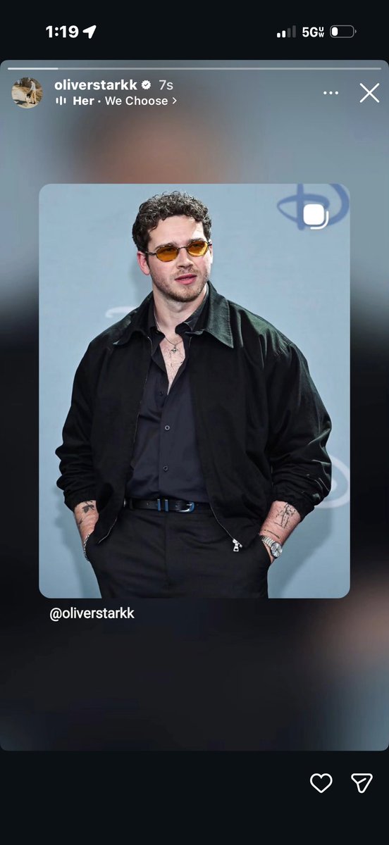 buckintheAM's tweet photo. oh this is awkward https://t.co/YVceJBLHMB