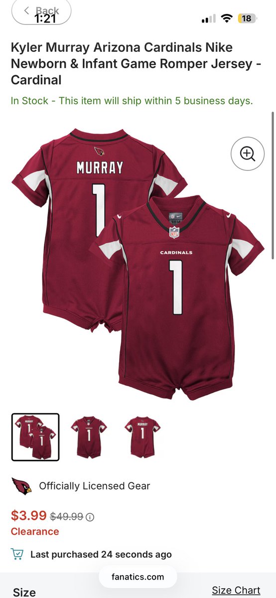 EthanHuff7's tweet photo. @chellgod They even have game worn ones 🤯🤯 https://t.co/UP8bESXEux