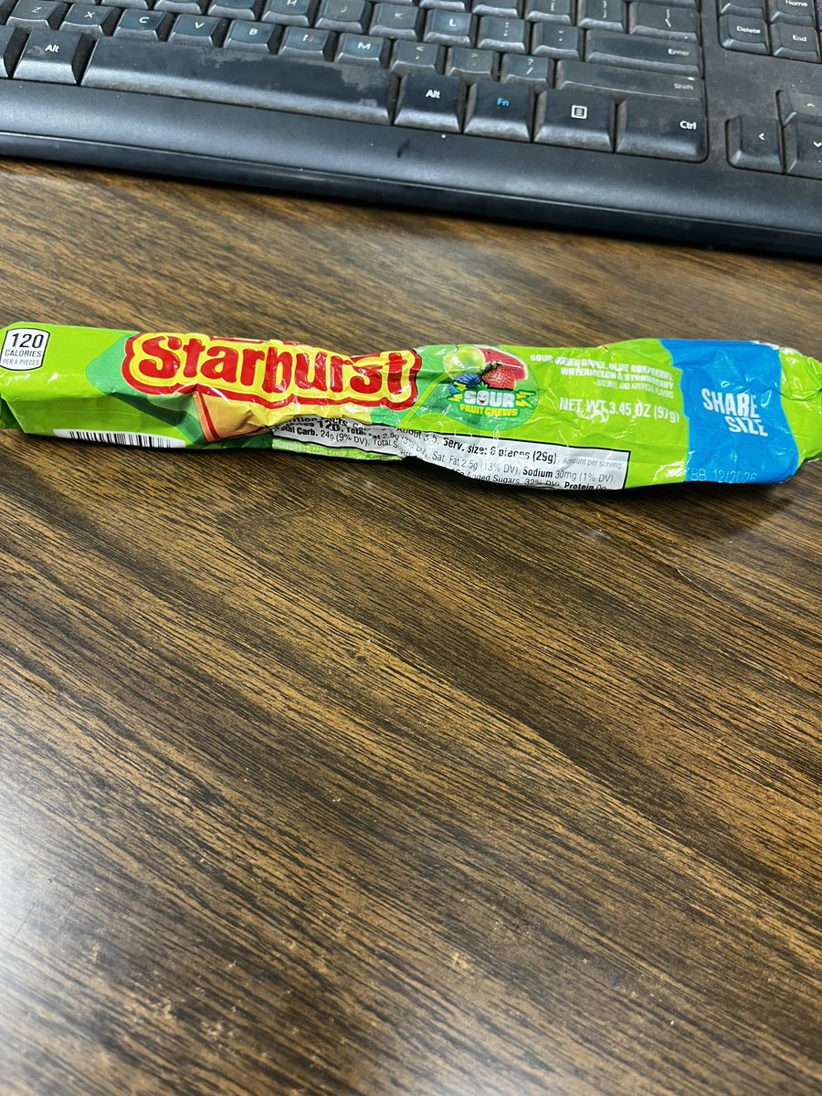 EvanFudala's tweet photo. Share size. Yeah there’s actually only three people I share specialty items with: my left hand, my stunning wife, and my right hand https://t.co/Sh2S8tLtnV