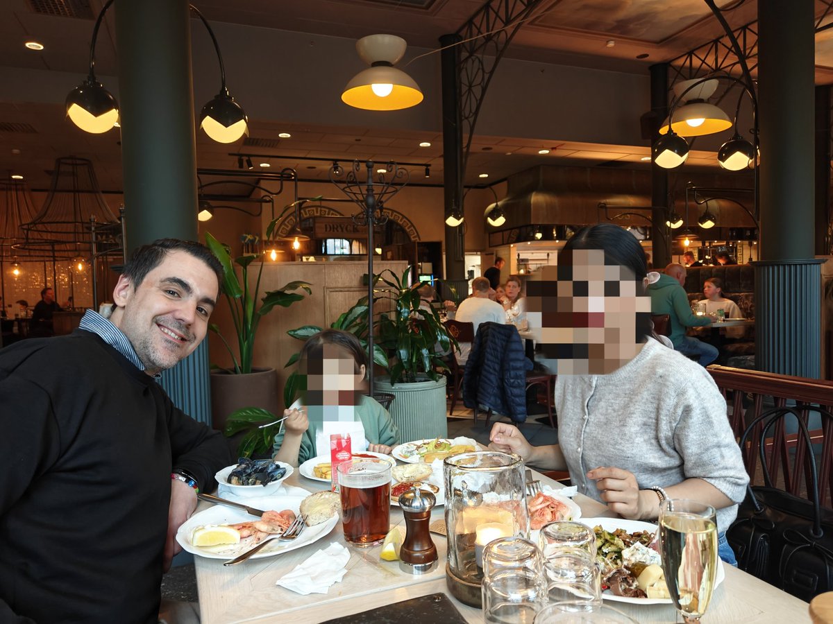Andreas tweet media