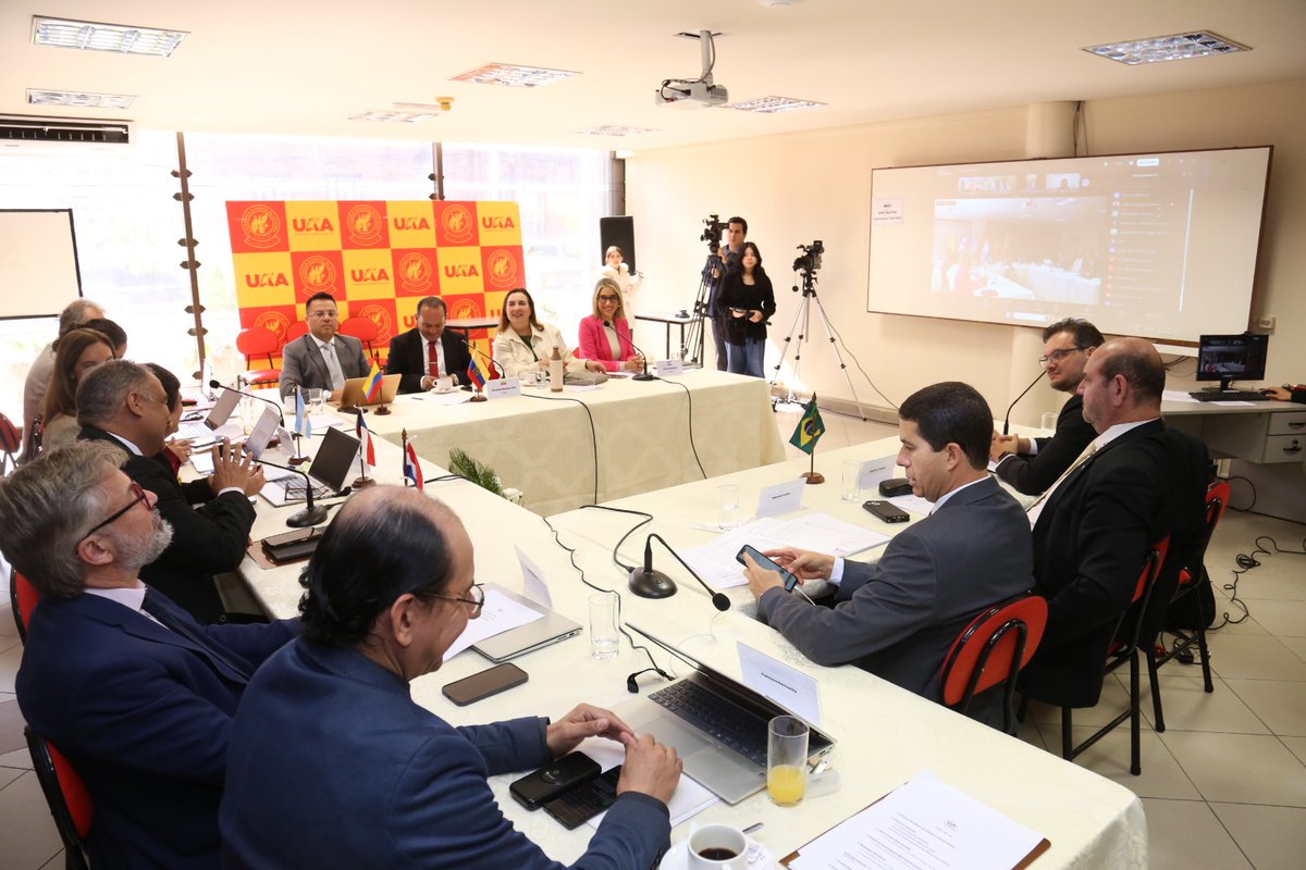 Defensoría Pública del Ecuador tweet media