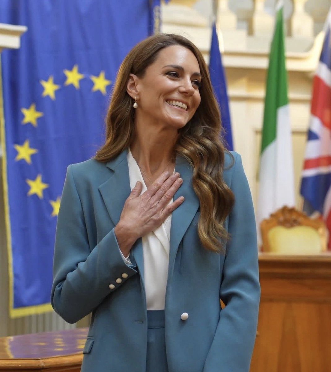 nawel🧘♀️ tweet media