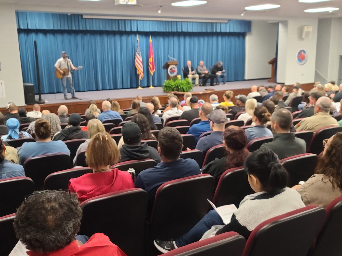 RRAD_TX's tweet photo. A full auditorium gathered last week for the National Day of Prayer, uniting #TeamRedRiver in reflection and fellowship. Thanks to all who helped make the event possible, including Pastor Matthew Butler, TJ McAlexander, Scott Mann, Joe Johnson, MWR and Community Support. https://t.co/wGhVconeVd