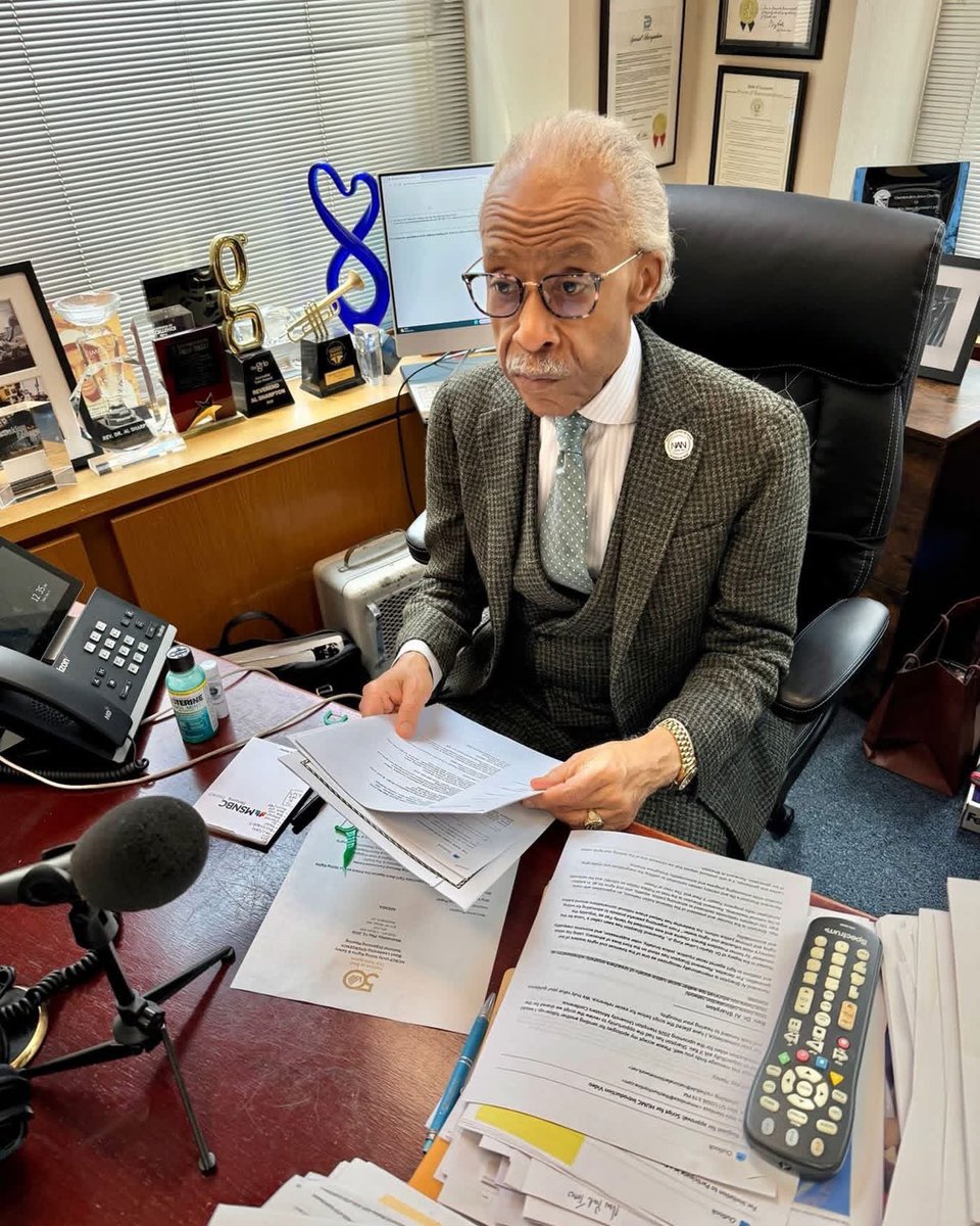 Reverend Al Sharpton tweet media