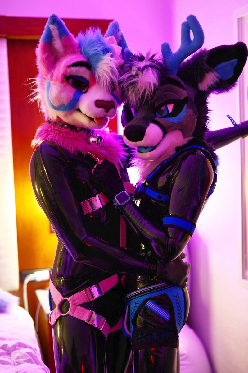 JuicyJudge_'s tweet photo. 🩷 &amp; 🩵 ✨✨✨ Boys 

@KoKoCat15 

📸 @CovexWaff https://t.co/RD48PKy8Tb