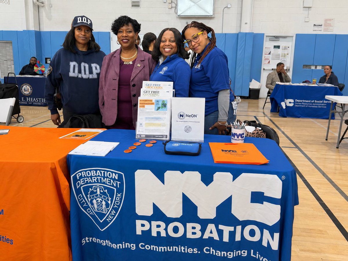 nycprobation's tweet photo. .@nycprobation was proud to participate in the Re-Entry Employment Resource Fair hosted by @BronxDAClark in #theBronx yesterday.  

Through strong partnerships and shared commitment, we continue working to create pathways to opportunity, stability, and long-term success for all New Yorkers. ✨

#nycprobation #reentry #communitysupport #partnershipinaction