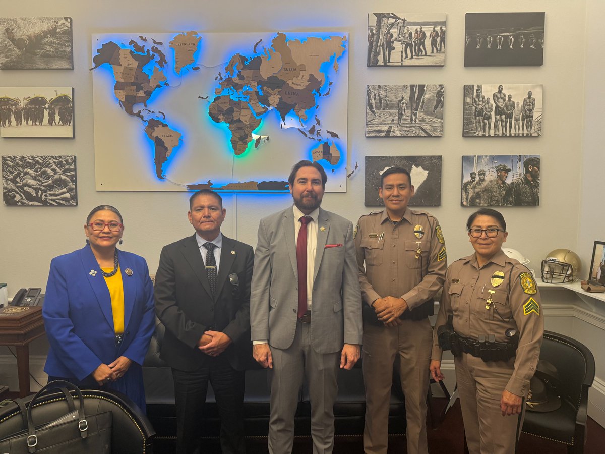 RepEliCrane's tweet photo. This afternoon, I met with Navajo Nation Council Law and Order Committee Chair Eugenia Charles-Newton and members of the Navajo Nation Police Department.

We discussed ways to strengthen law enforcement efforts in rural Arizona.

Appreciate all they do. https://t.co/aVZep6v3CV