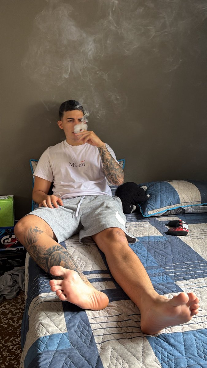 Jacob Feet tweet media