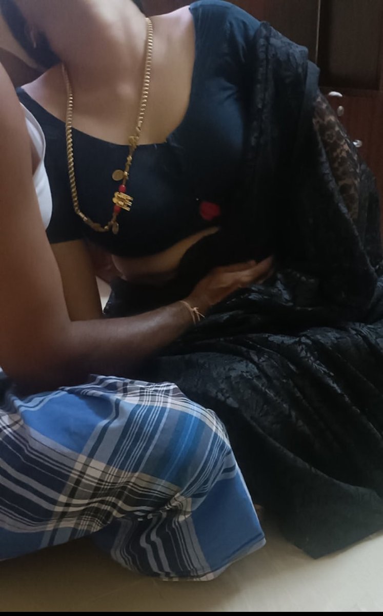 maplagaaji's tweet photo. Pathini pombalaingala okura sugame thani unga veetu pombalainga ipdi thaali oda saree ya lite ah velaku vitu mariappan aluku lungi oda avalunga vaila en sunniya viduven othu pundaila kanjiya nerapi vaipen thaaliya en sunniyala aruthu kattuven https://t.co/XajkERoO7P