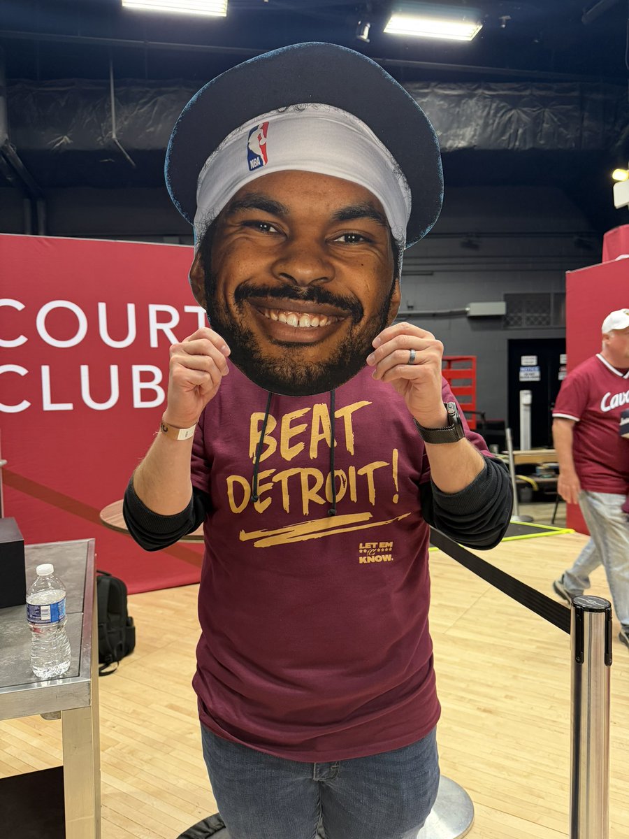 wolfdizzle7's tweet photo. @NickCaminoWKYC @TheCavsJack Ready to be the diff! https://t.co/2215PRtfSY