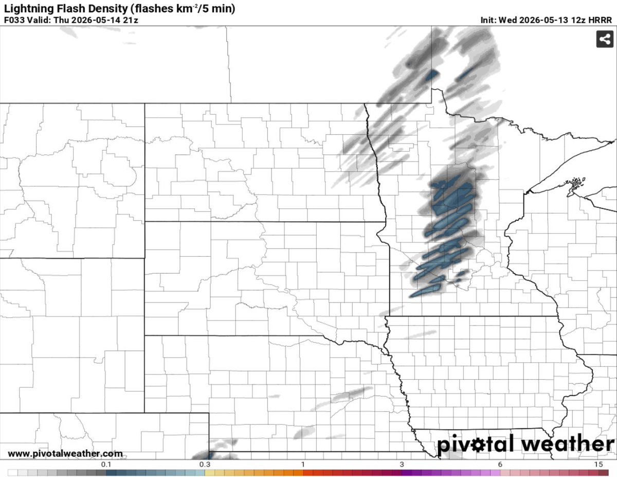 mn_storm's tweet photo. Tomorrow looks interesting for MN where you have a rare combination of critical fire weather conditions and a chance of dry thunderstorms. #mnwx #mnfire https://t.co/Qpx2wsK0v3