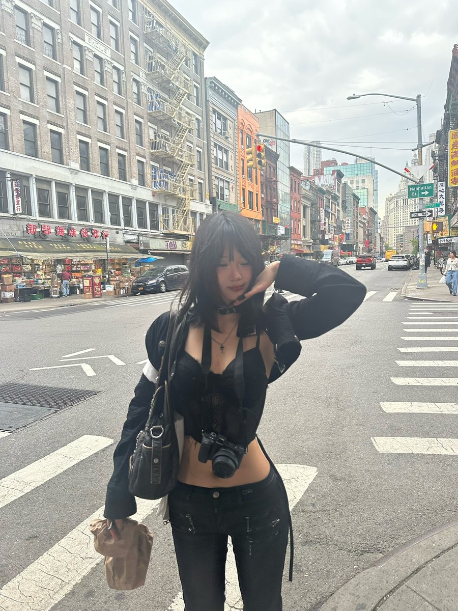 kana tweet media
