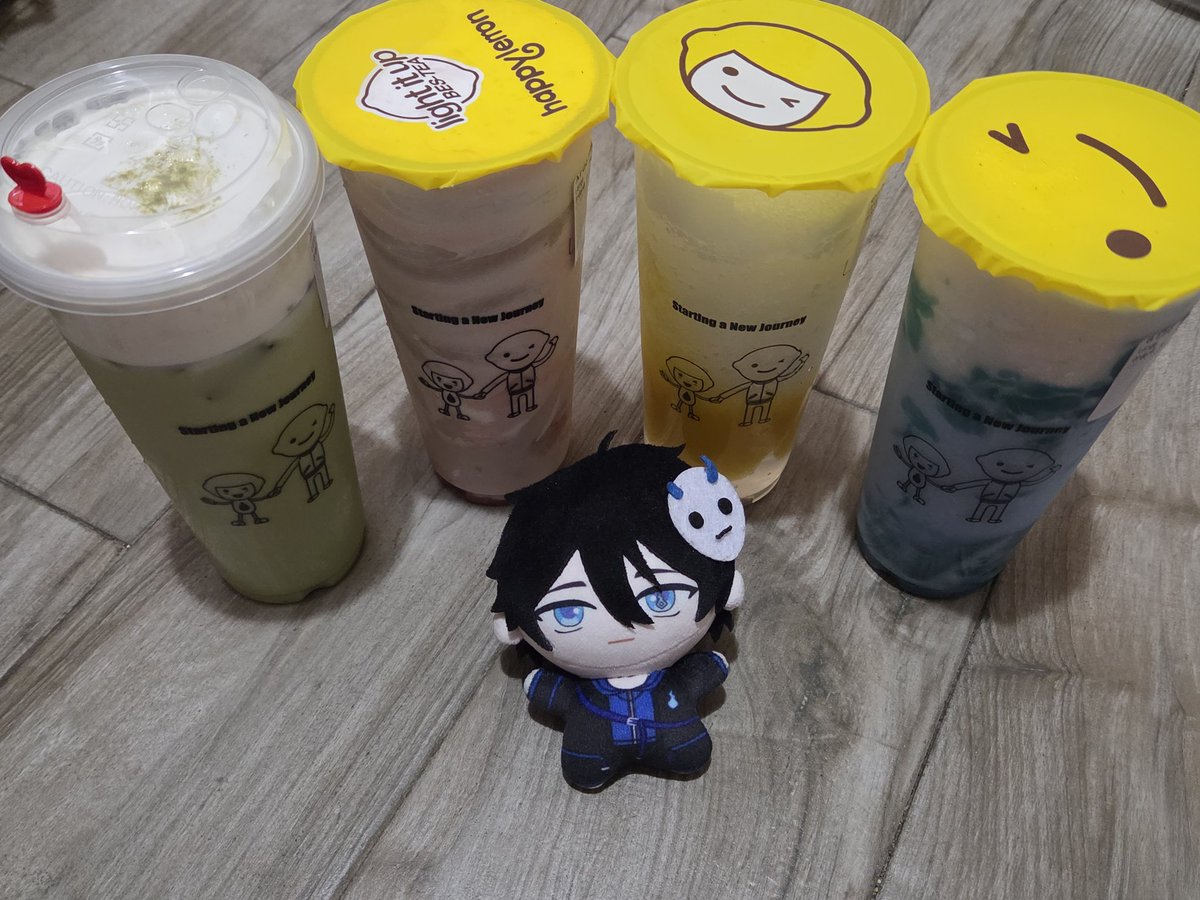 Susume_Reiki's tweet photo. Went to Happy Lemon today for their Happy lemon x Arknights endfield collab. The drinks were wonderful and got some arknights endfield goodies as well. 0v0
#arknightsendfield #Endfield #happylemon https://t.co/PUCGai2MhN