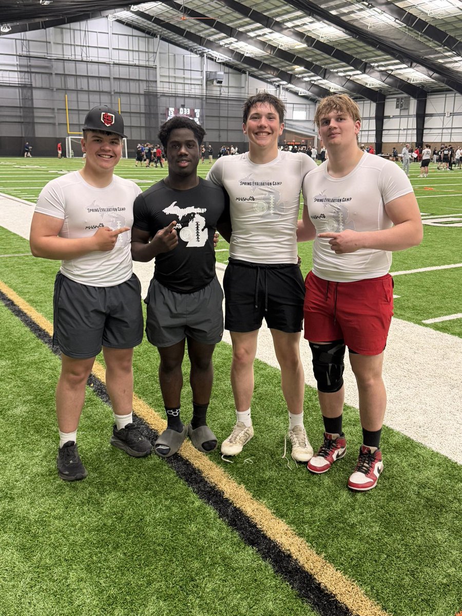 STLSharksFootball tweet media