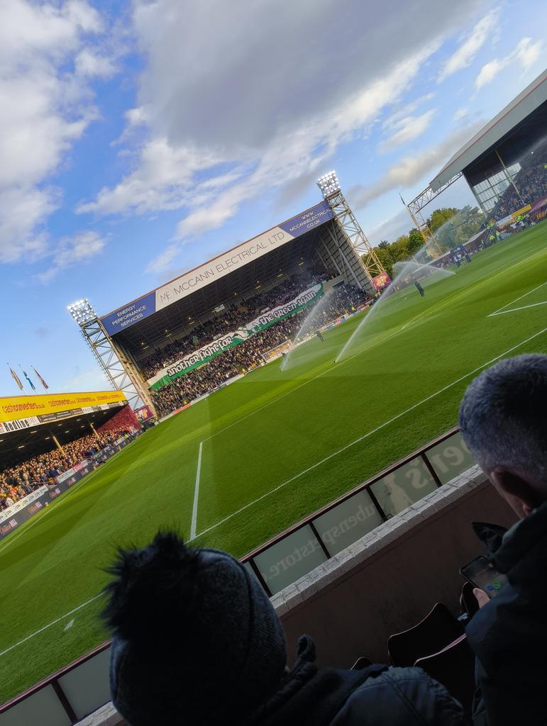 Forsyth7's tweet photo. Why is there a @TheNotoriousMMA flag at fir park today ..... https://t.co/10w9gfsoEA