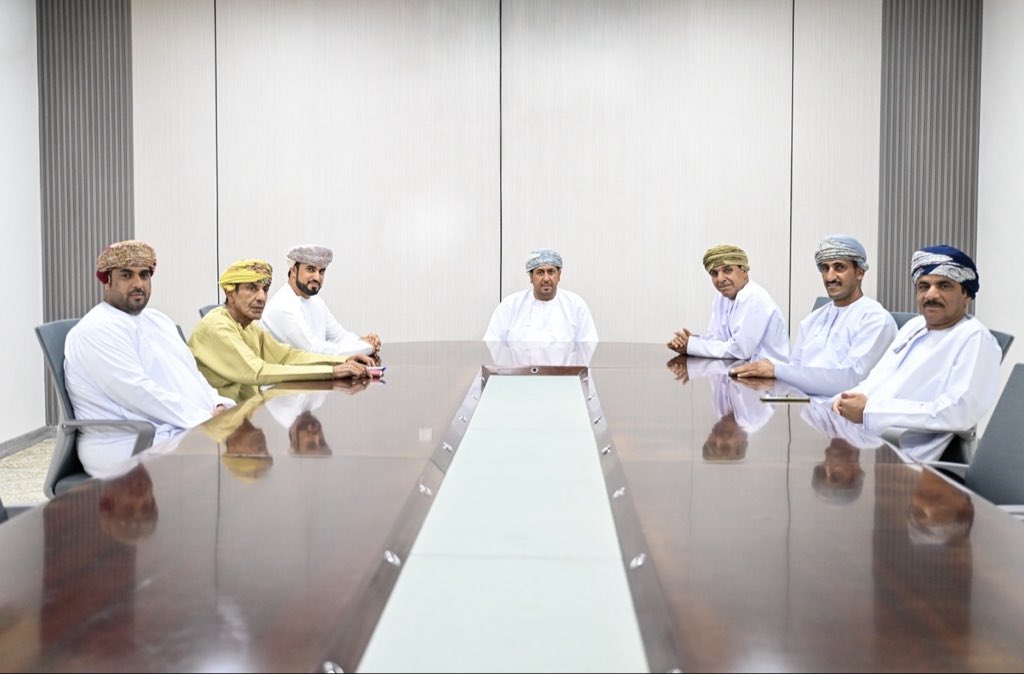 oja_oman's tweet photo. لجنة الصحفيين بمحافظتي الظاهرة والبريمي تعقد اجتماعها الاول للدورة الجديدة 

لقراءة المقال | 
https://t.co/LMyPcbAFDn https://t.co/r8RZpIYvGJ