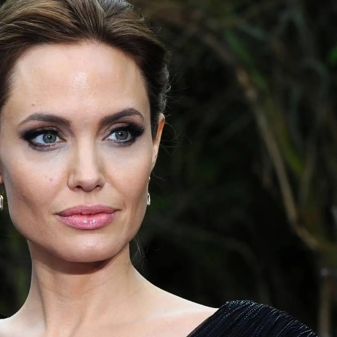 LeaveHeardAlone's tweet photo. “Imagine the level of scrutiny, harassment, and disbelief a woman in Hollywood would face in the same situation.” 

Imagine??? 
We don’t have to imagine. 
We bore witness. 
We keep bearing witness. https://t.co/pP8U6vfSB5